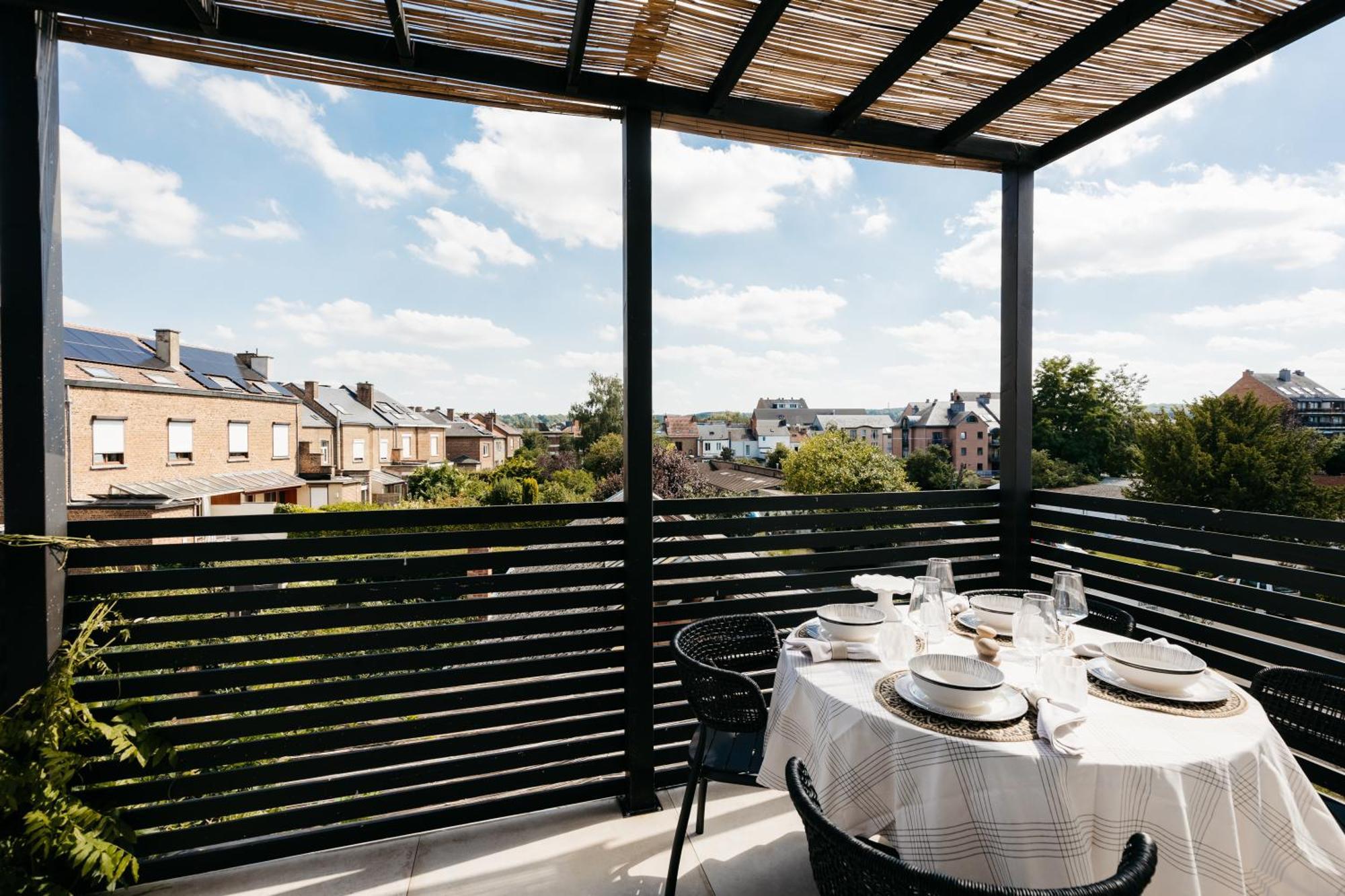 The Edgewater Suites - Skyline Namur Eksteriør billede
