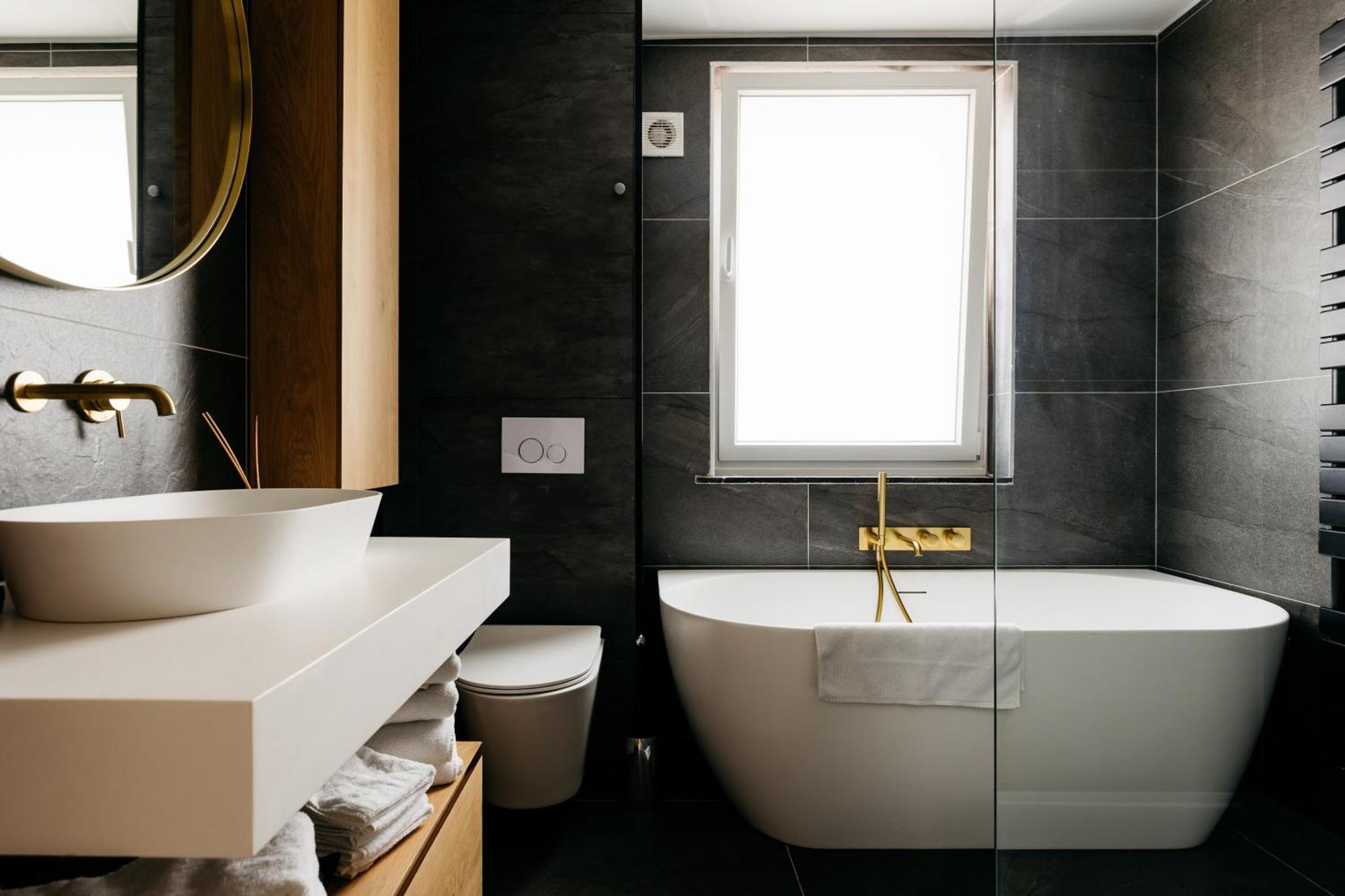 The Edgewater Suites - Skyline Namur Eksteriør billede