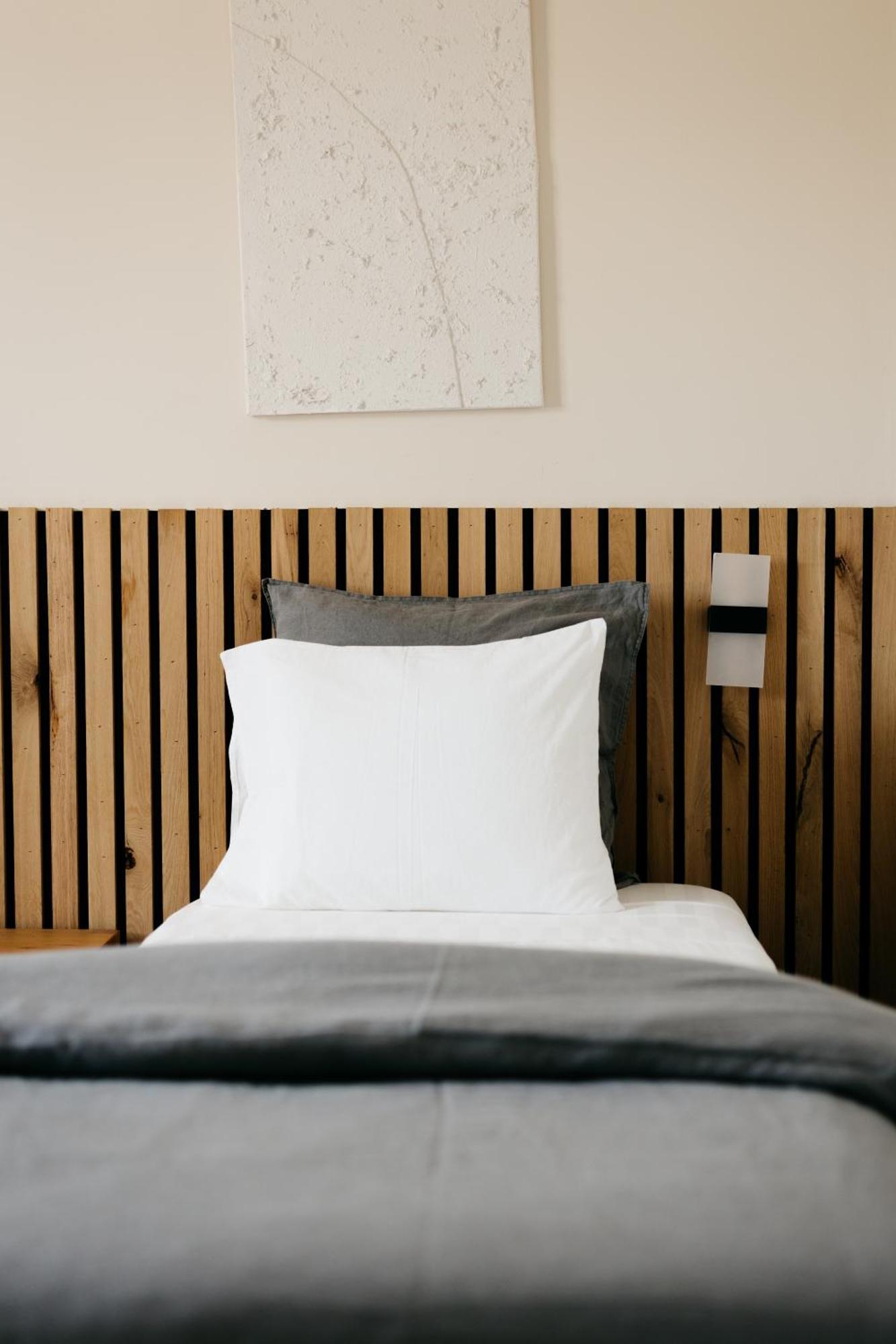 The Edgewater Suites - Skyline Namur Eksteriør billede
