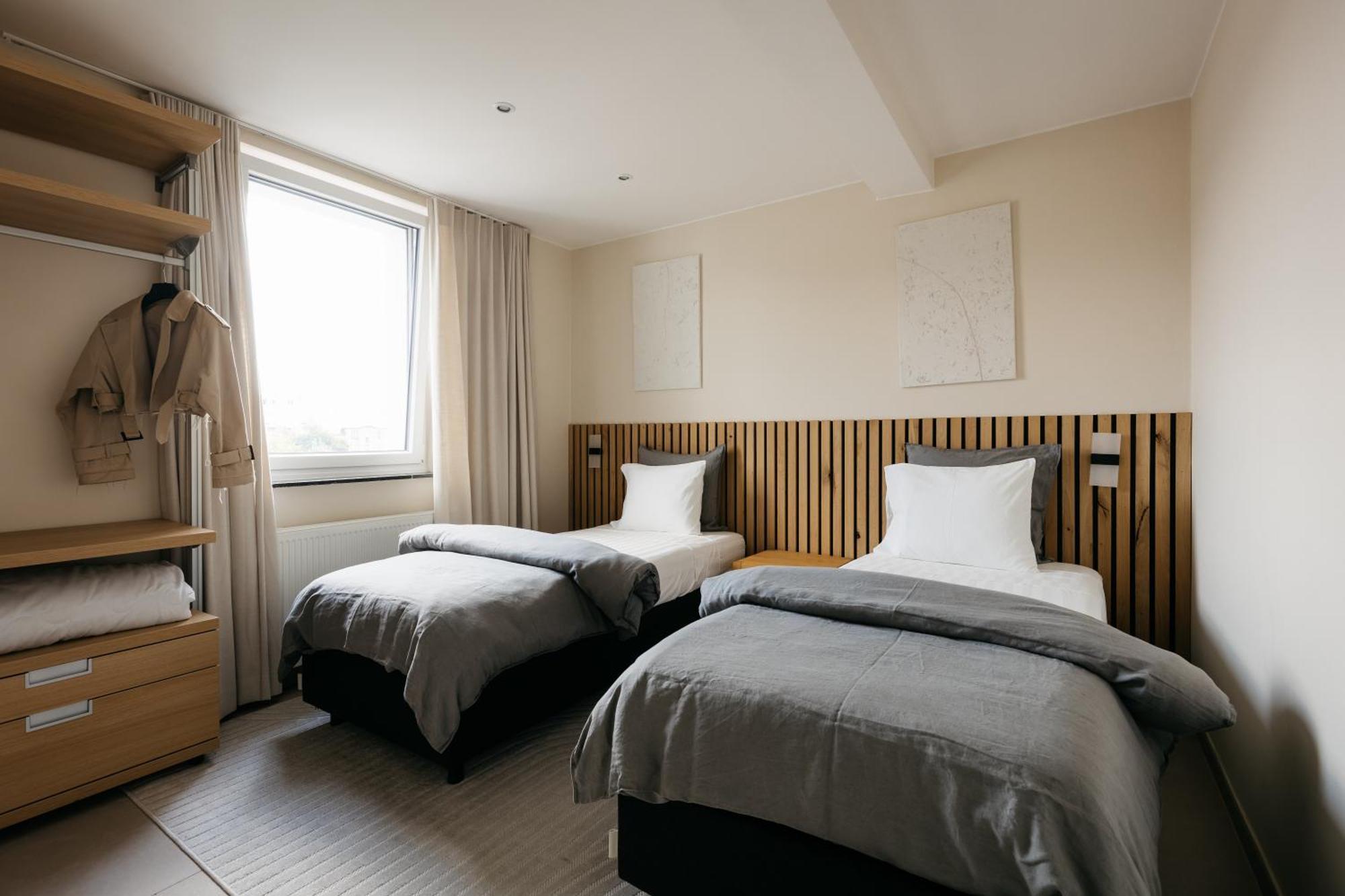 The Edgewater Suites - Skyline Namur Eksteriør billede