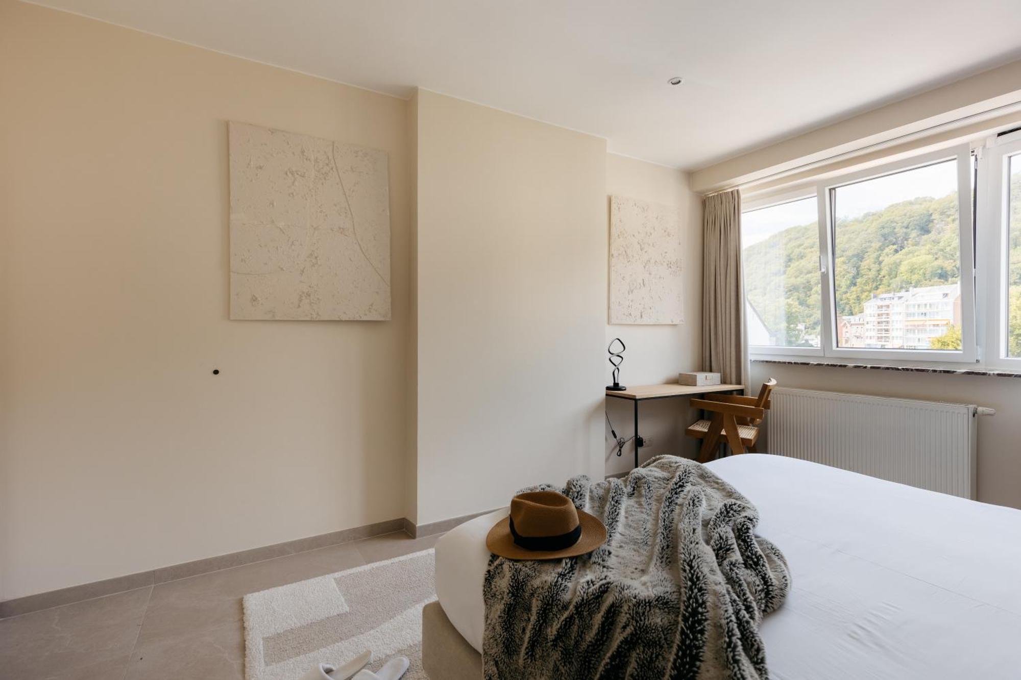 The Edgewater Suites - Skyline Namur Eksteriør billede